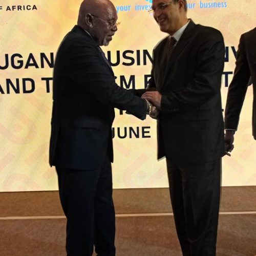 Uganda Dışişleri Bakanı Jeje Odongo S. V .Kenan UÇAK