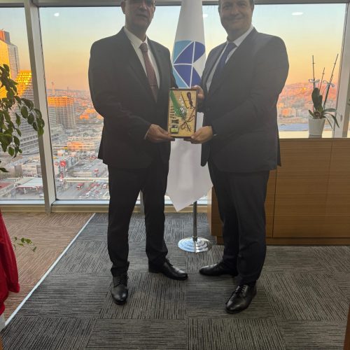 KOSGEB Başkan Yardımcısı Sn. Selim Serkan ERCAN beyefendiyi makamında ziyaret ettik girişimcilik alanında yapacağımız faaliyetler hakkında istişarelerde bulunduk.Kabulleri için teşekkür ederim.