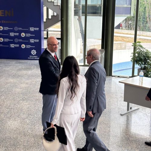 TOOB projektör ödül töreninde İst. Vali Yard. Sn Mustafa KAYA Beyfendiyi karşıladık